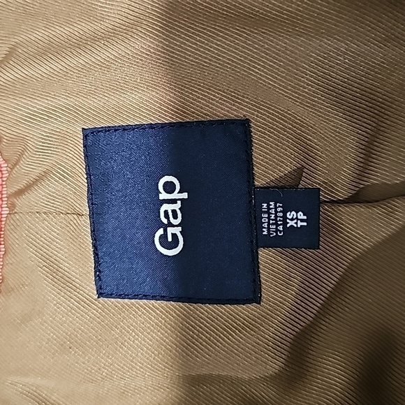 Gap tan xs button up light coat - Picture 5 of 6